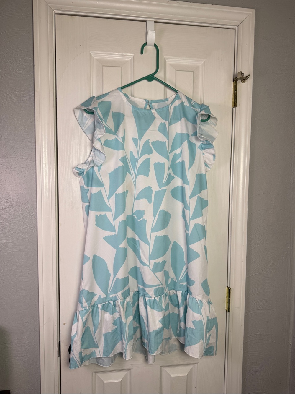 XL Blue White Leaf Print Flutter Sleeve Mini Dress